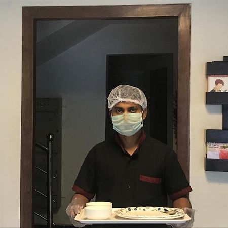 Luxtay Suites Bangalore Esterno foto