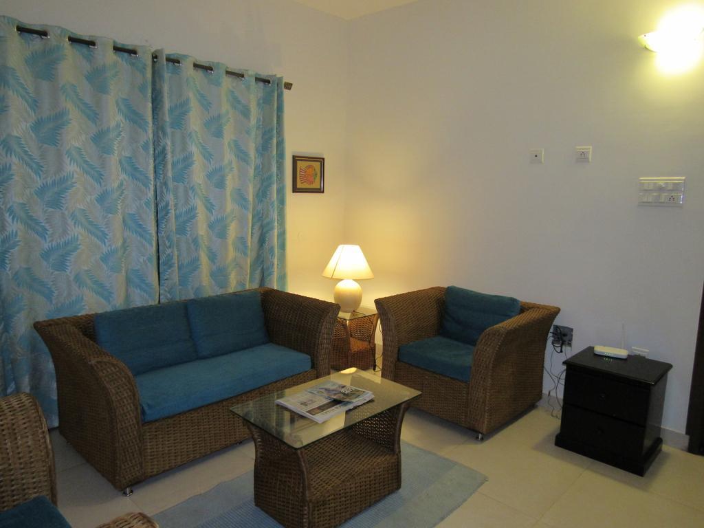 Luxtay Suites Bangalore Esterno foto